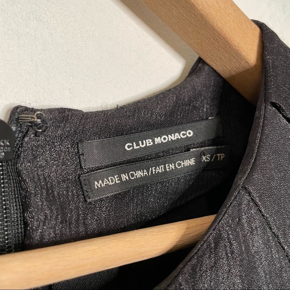 Club Monaco | Black Short Sleeve Blouse - Picture 5 of 6